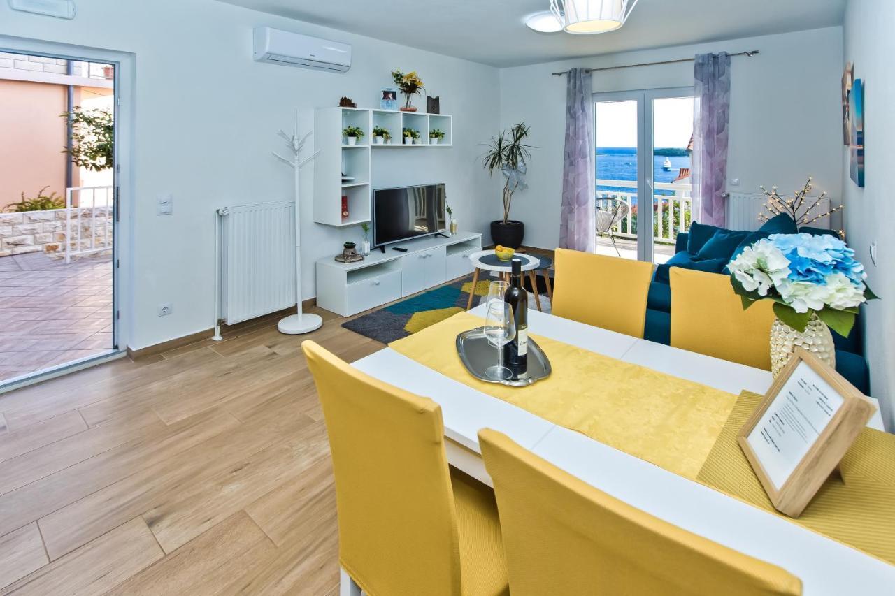 Apartments Anita Hvar Town Luaran gambar